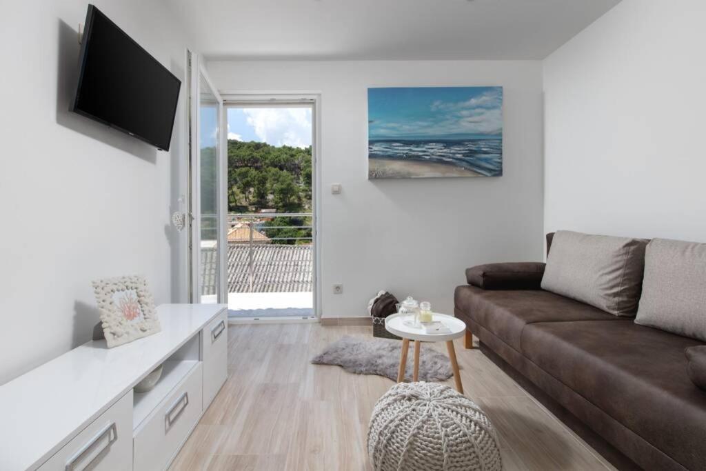Seaview Apartment Sparkle Iskra - Povlja, Brac ポヴィヤ エクステリア 写真