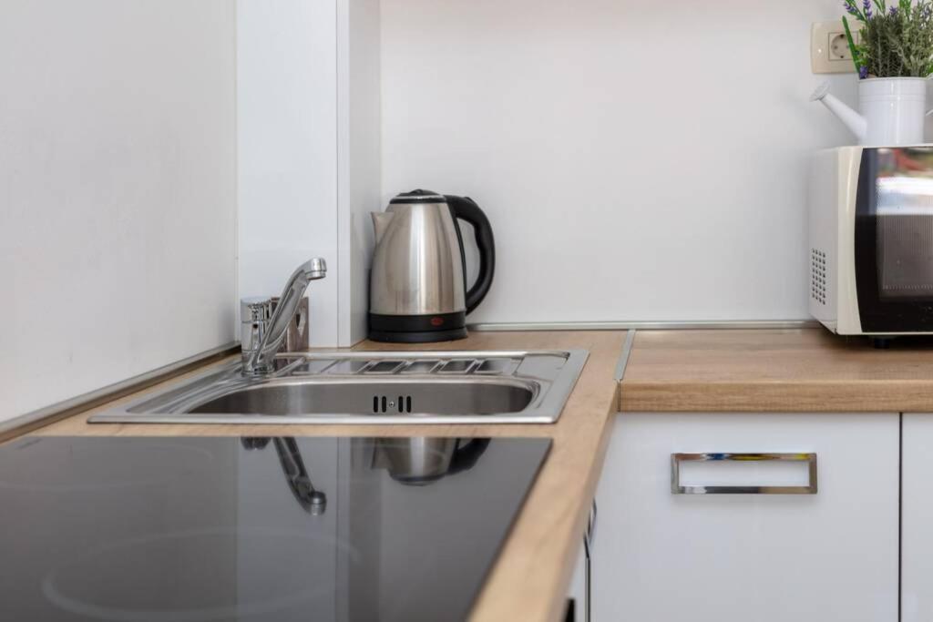 Seaview Apartment Sparkle Iskra - Povlja, Brac ポヴィヤ エクステリア 写真